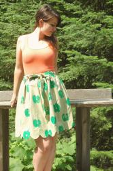 Apple Printed Scallop Skirt