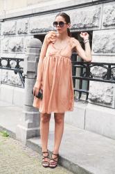 Vestito rosa cipria ed una cena speciale ad Amsterdam