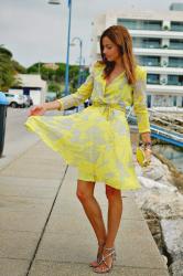 yellow dress