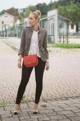 khaki and red