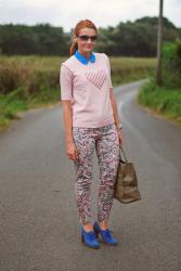 How to Style Floral Trousers | With a Motif Sweater & Bright Peter Pan Collar