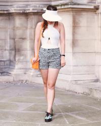 Victoria – Elodie in Paris