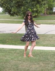 Outfit: Floral Print & Pockets...These are a Few of my Favorite Things