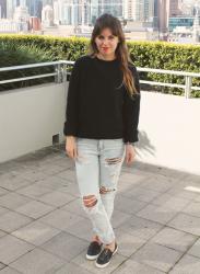 Outfit // Glamorous ripped boyfriend jeans