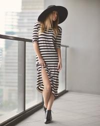 THE STRIPE DRESS