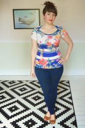 Bronte Knit Top in Tropical Floral