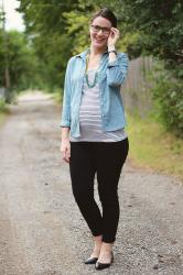 Maternity Style: Mondays & Button-Ups