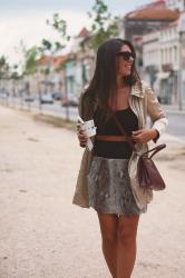 CROP TOP AND TRENCH COAT 