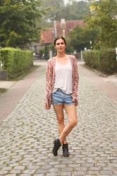 Boho Amsterdam Cardigan, Levi's Shorts