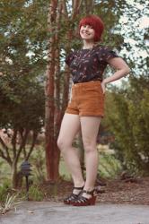 Outfit: Brown Corduroy Shorts and a Ruffle Sleeve Fox Print Top