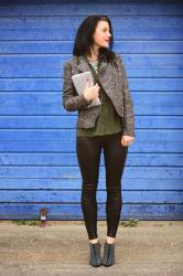 How to Wear Faux Leather Leggings (& SHOETOBER DANIEL FOOTWEAR #GIVEAWAY!!!)