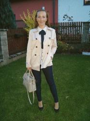 Outfit: trenchcoat and bow