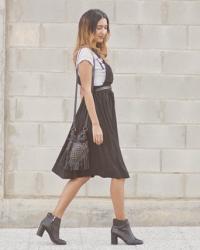 The dungaree dress