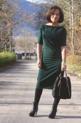 CLEAN CHIC IN DARK COLOURS BY ZARA