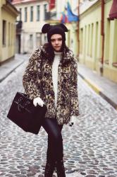 Look of the day: FUR IN THE SNOW