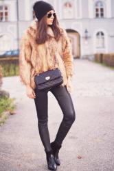 Fake Fur Jacket - Mode Blog München