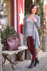 LEATHER LEGGINGS IN BURGUNDY AND JEWELTONES
