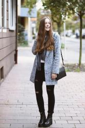 OUTFIT :  GRAY COAT
