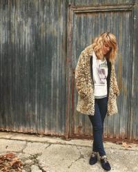 Comfy look with bluchers