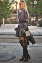BLACK LEATHER SKIRT AND OVER KNEE BOOTS