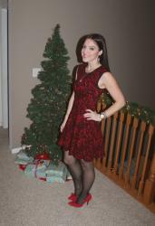 Outfit: Christmas Party 2 & 3