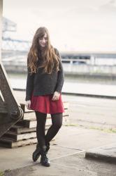 OUTFIT: The Dockyard - Red Roses and Turtleneck