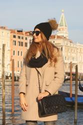 BLACK AND CAMEL IN VENICE