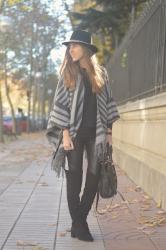 Grey cape + High boots