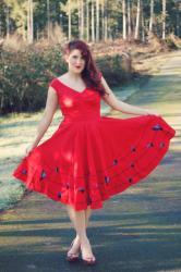 Eshakti Dress and Retro Styling