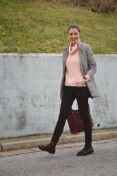 pink sweater with burgundy handbag