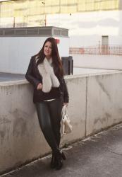 Leather look, furry accessories 