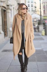 CAMEL COAT AND LAYERS | MADRID
