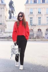 Red pullover – Elodie in Paris