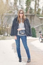 Outfit: Fluffy Coat