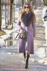 Cappotto viola e la neve