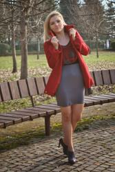 OUTFIT: GRAY AND RED COAT