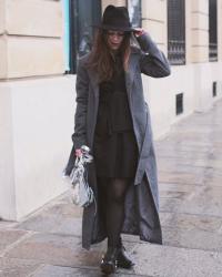 Grey – Elodie in Paris