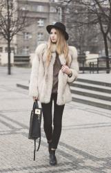 fur coat