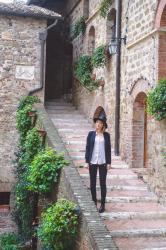 Outfit: Scarpe stringate di vernice e cappello vintage