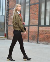 BOMBER