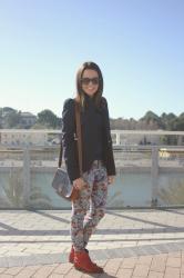 PANTALONES FLOREADOS