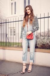 How to wear Dungarees