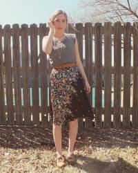 Midi skirt. 