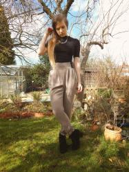 Black crop & baggy trousers