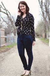 Style: Green Heels & Gold Necklaces