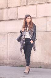 Les Petites…- Elodie in Paris