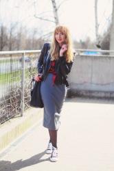 Quintessence of Beauty. Blog moda: Szara sukienka i ramoneska