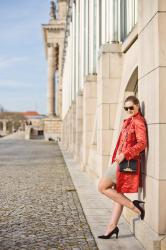 Outfit: Roter Trenchcoat | Hofgarten München
