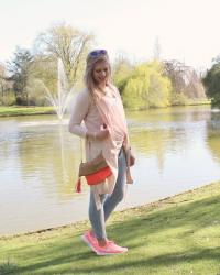 OOTD: SLEEVELESS COAT & NEON SNEAKERS