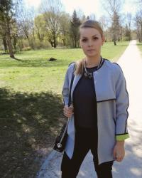 grey & lime coat
